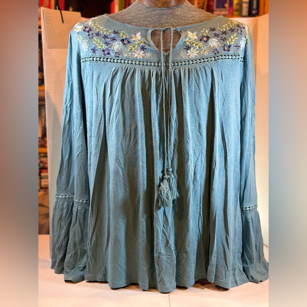 Time &True Embroidered Top